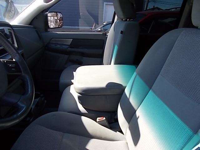 2007 Dodge Ram Pickup 1500 Laramie 4dr Quad Cab SB